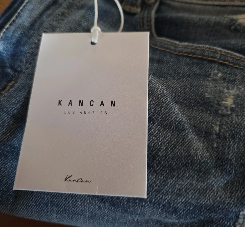 NWT Kancan Bermuda Denim Shorts Size 7/27 Distressed Stretch Cuffed
